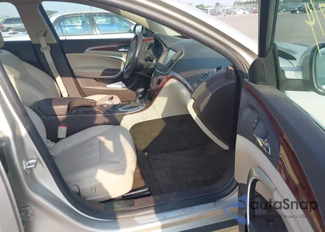 2016 Buick Regal Turbo z USA, uszkodzony, nr VIN 2G4GK5EX7G9106419